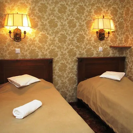 Hotel Plock فندق 3*